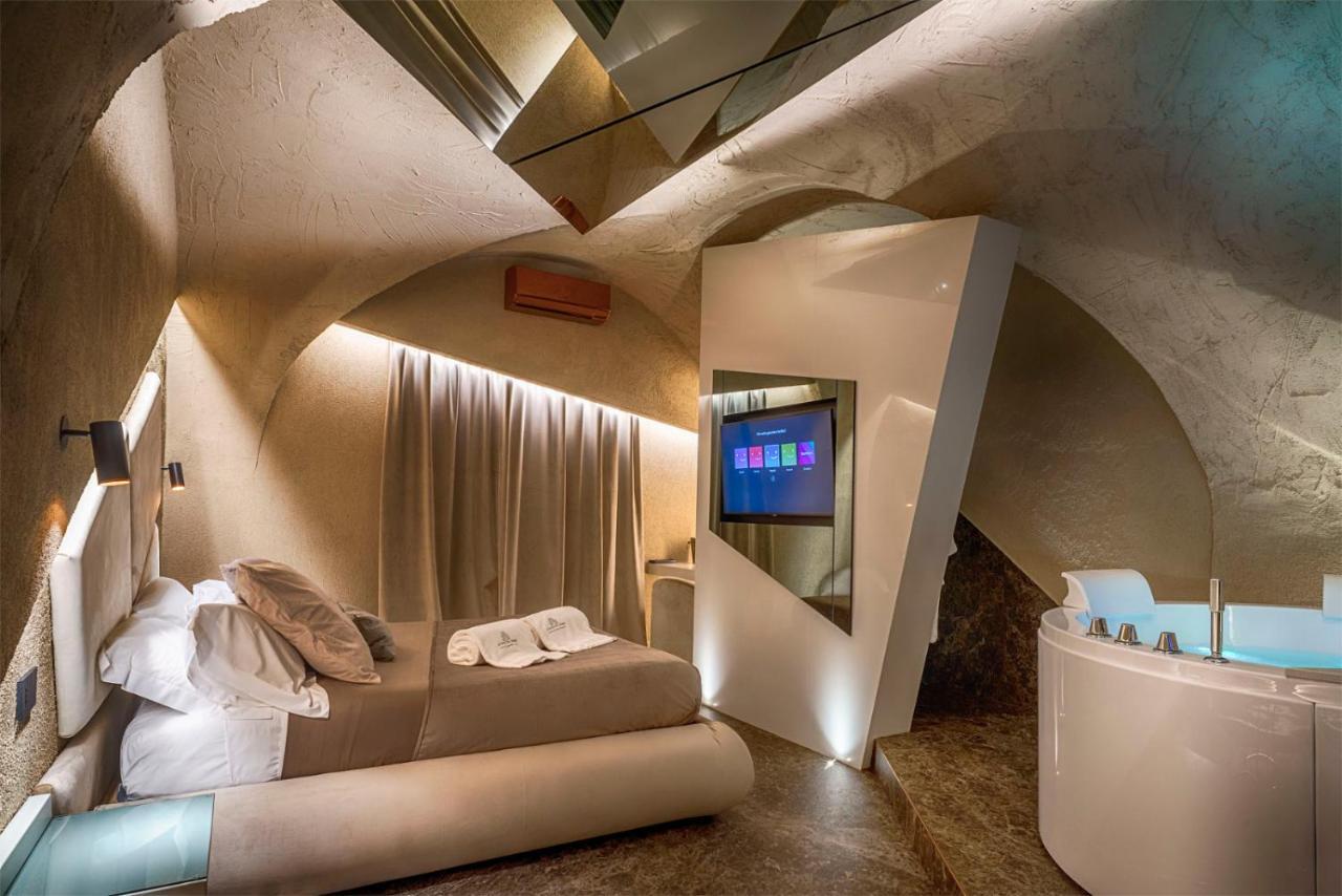 Le Suites Del Duomo Luxury 卡塔尼亚 外观 照片