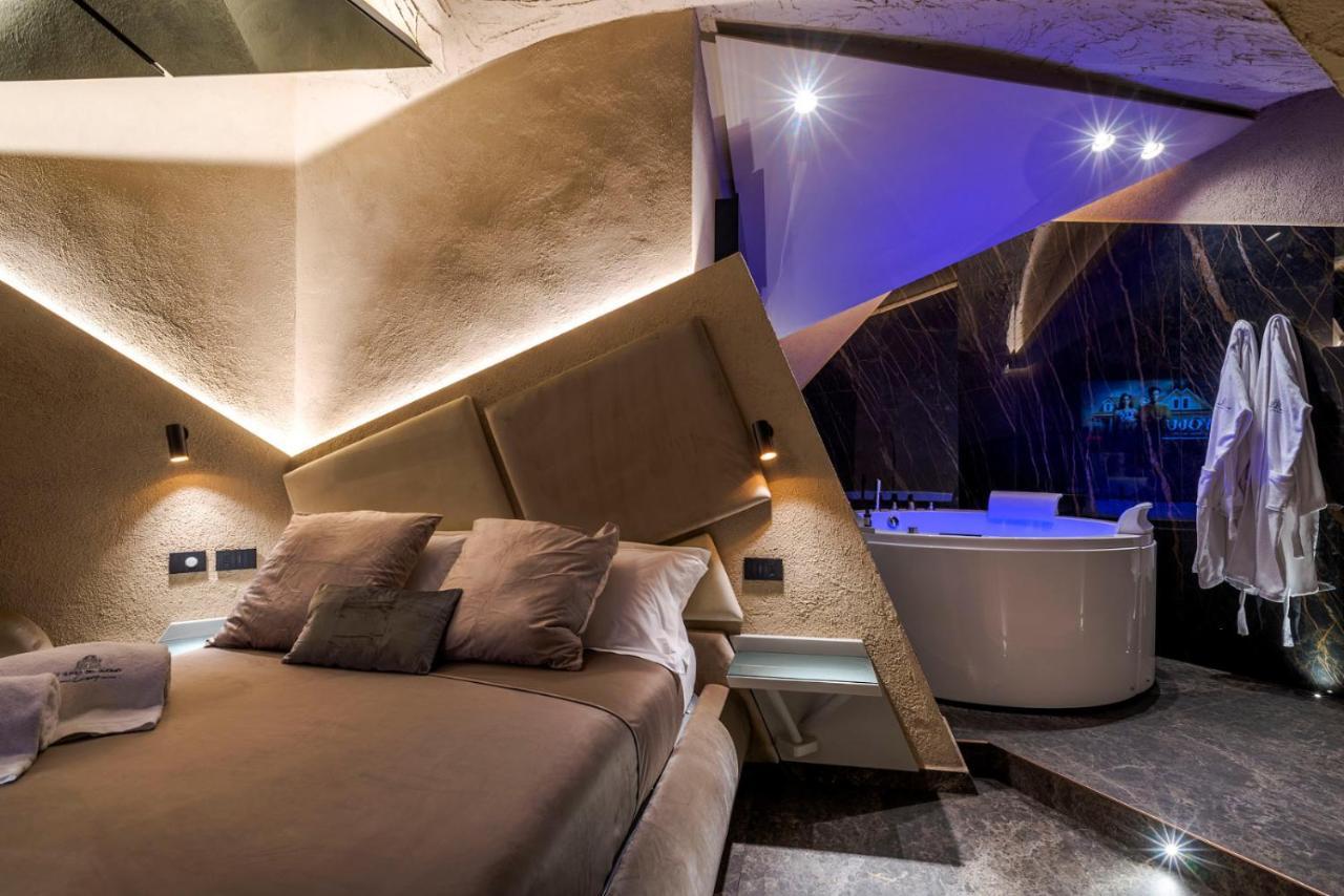 Le Suites Del Duomo Luxury 卡塔尼亚 外观 照片