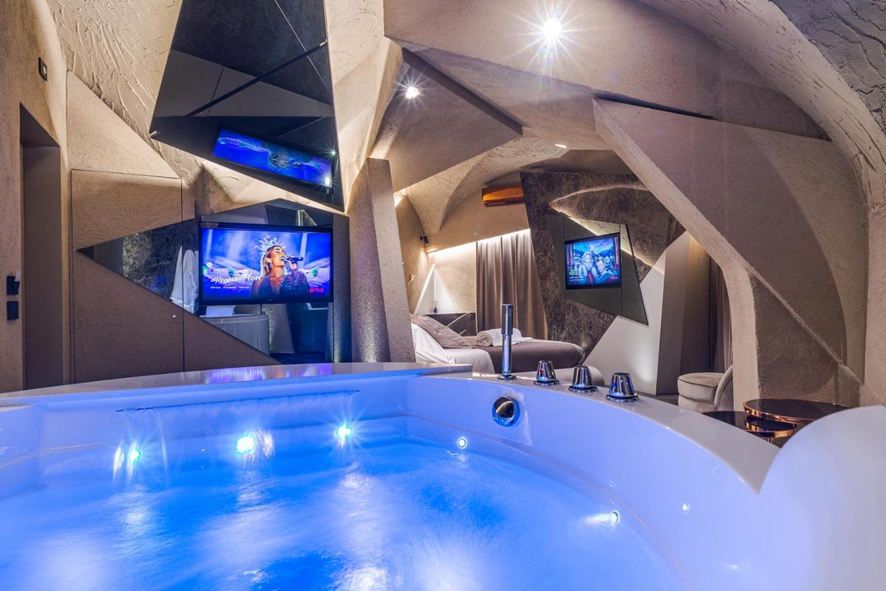 Le Suites Del Duomo Luxury 卡塔尼亚 外观 照片