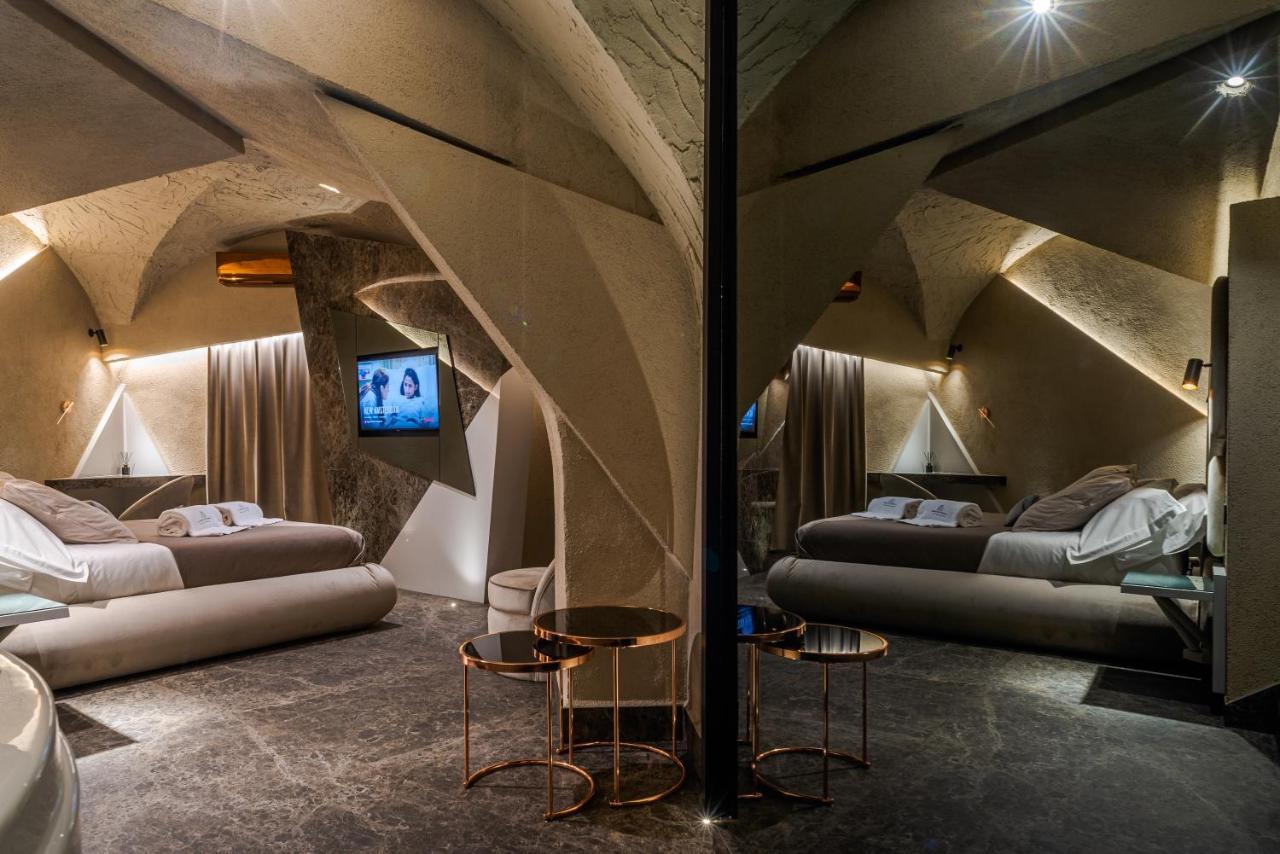 Le Suites Del Duomo Luxury 卡塔尼亚 外观 照片