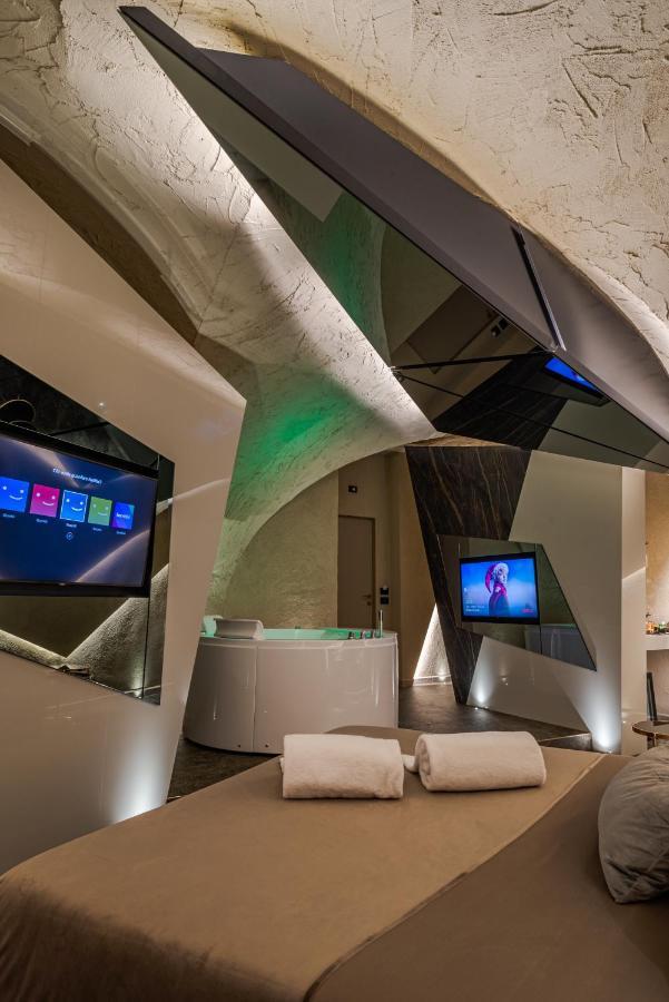 Le Suites Del Duomo Luxury 卡塔尼亚 外观 照片