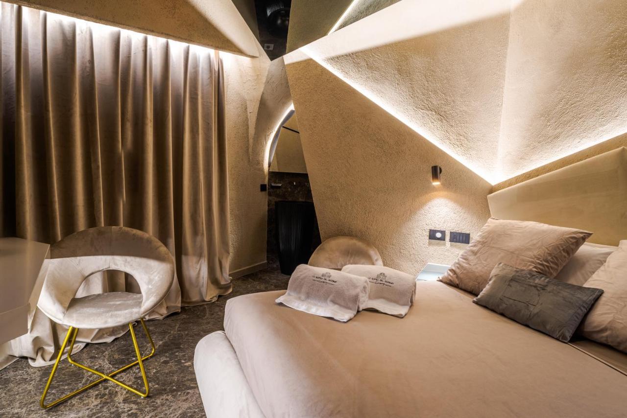 Le Suites Del Duomo Luxury 卡塔尼亚 外观 照片