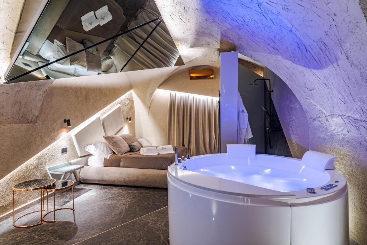 Le Suites Del Duomo Luxury 卡塔尼亚 外观 照片